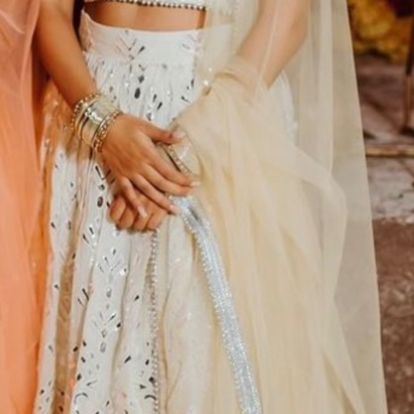 Ladies Indian Lengha - Picture 3 of 3